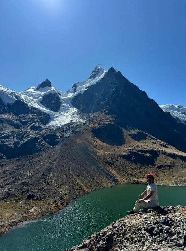 7 Lakes of Ausangate Mountain with Lake